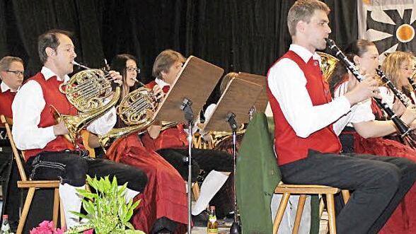 Der Hörner- und Klarinettensatz des symphonischen Orchesters  Foto: fra-press