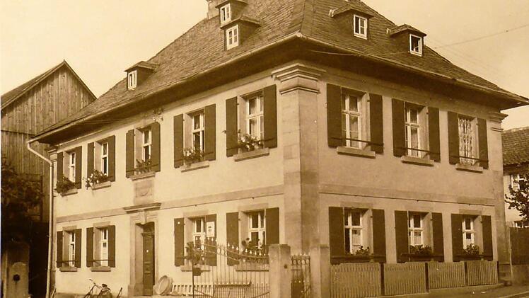 Es steht heute noch, das Flößerhaus in Mainleusl. Dies unterstreicht die Bedeutung des Floßhafens Mainleus. Foto: Edelmann/1931
