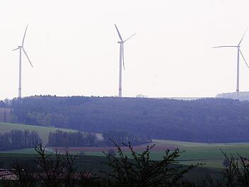 Die Errichtung von drei Windkraftanlagen im "Heinrichsthal" hinter Machtilshausen will der Betreiber Prowind möglichst umweltverträglich vorantreiben. Foto: Winfried Ehling