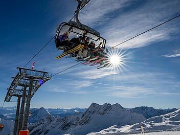 Start der Skisaison an der Zugspitze