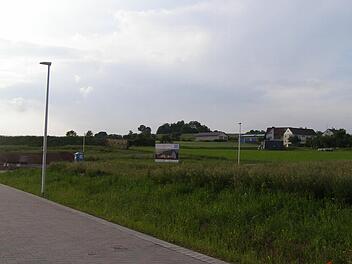 Bis auf fünf sind bereits alle Bauplätze im neuen Baugebiet "Eller IV" verkauft. Die Gemeinde will ein weiteres Baugebiet ausweisen. Darüber informierte der Bürgermeister in der Bürgerversammlung in Oberleichtersbach.Archiv/ Wolfgang Saam