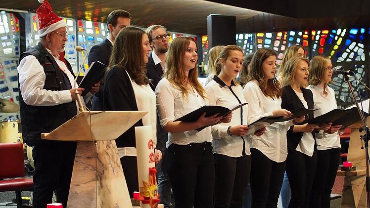Impressionen von den Adventskonzerten des Kronacher Konrad-Zeuß-Gymnasiums Foto: Nicole Julien-Mann
