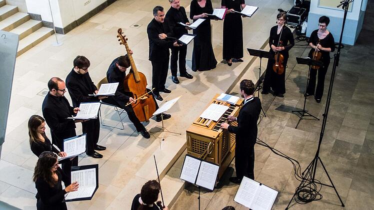 Das "Ensemble 1684" aus Leipzig unter der Leitung von Gregor Meyer gastierte in der Coburger Morizkirche. Foto: Jochen Berger