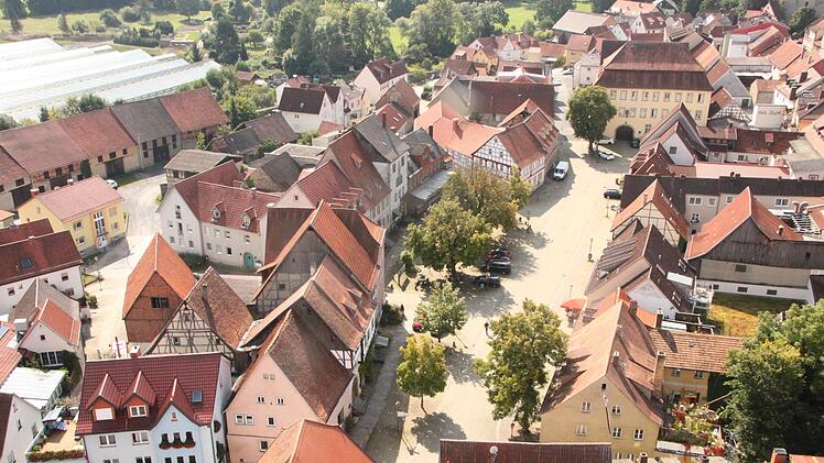 Der Anger gehört neben dem Münnerstädter Marktplatz zu den favorisierten Plätzen für die Ansiedelung eines Tante-Enso-Lebensmittelmarktes.  Foto: Heike Beudert