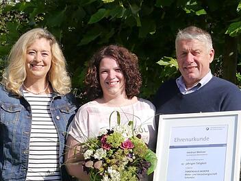 Seit 25 Jahren im Betrieb: Unser Foto zeigt (von links): Heidrun Morper, Heidrun Wehner und Rudolf Morper Foto: Oswald Türbl
