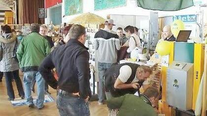 Im Frühling schon an den Winter denken lohnt sich: Mit Biomasseheizungen lässt sich bares Geld sparen.