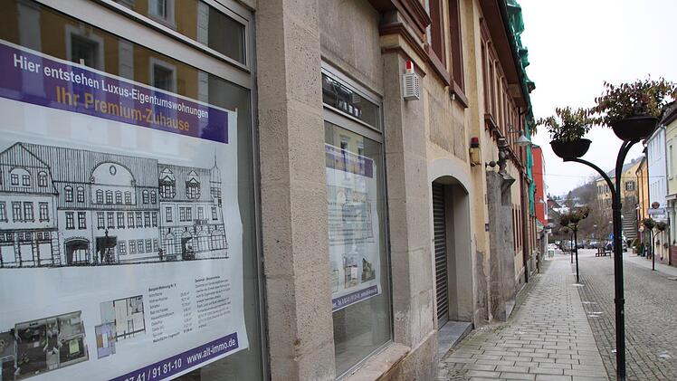 Das ehemalige Hotel Post könnte die Lösung für die Raumprobleme der Stadt sein, meinen manche Stadträte. Foto: Ulrike Müller/Archiv