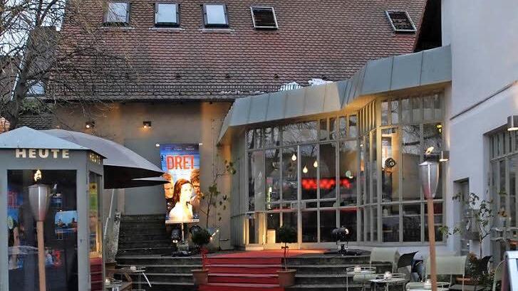 Die Zukunft des Erlanger Kinos "Manhatten" steht derzeit in den Sternen.  Foto: Bernd Böhner