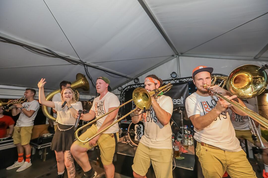 Endlich wieder Partystimmung im Sandgebiet