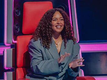 "The Voice of Germany" Joelisa und Igor hauen alle mit Radioheads "Creep" vom Hocker. Für Joy Denalane hat Joelisa eine "Jahrhundertstimme". Für sie eindeutig das "Battle of the Night"!