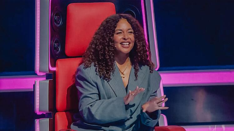 Joelisa und Igor hauen alle mit Radioheads "Creep" vom Hocker. F&uuml;r Joy Denalane hat Joelisa eine "Jahrhundertstimme". F&uuml;r sie eindeutig das "Battle of the Night"!