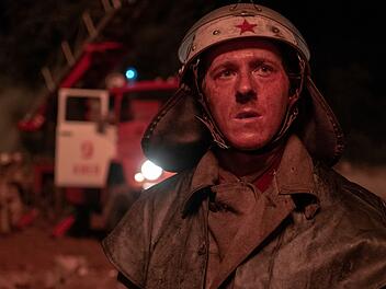 Der Blick in die H&ouml;lle: Die Katastrophe von Tschernobyl setzt Feuerwehrleute wie Vasily Ignatenko (Adam Nagaitis) gef&auml;hrlicher Strahlung aus.