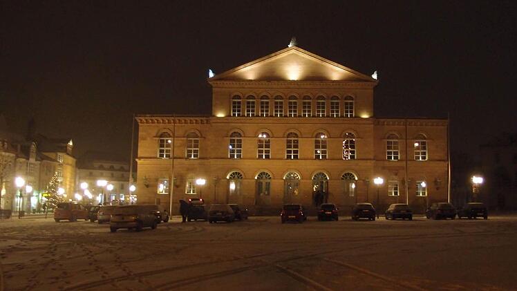 Impressionen aus dem verschneiten Coburg: LandestheaterFoto: Jochen Berger
