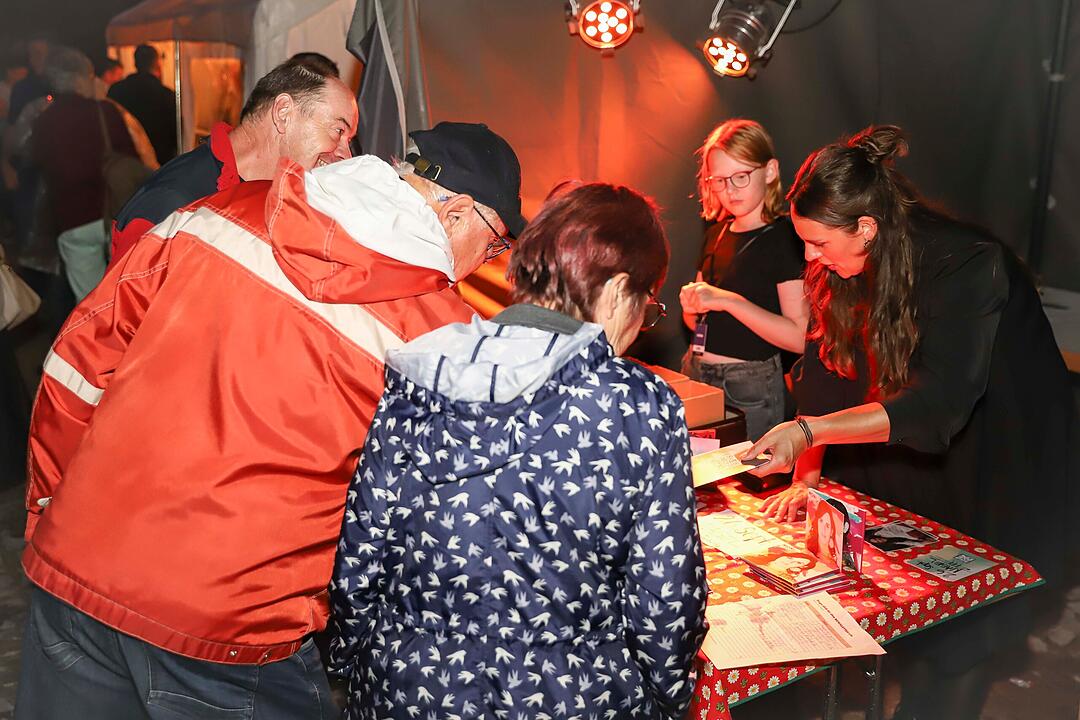 Programm: &bdquo;Macht was sie will&ldquo;