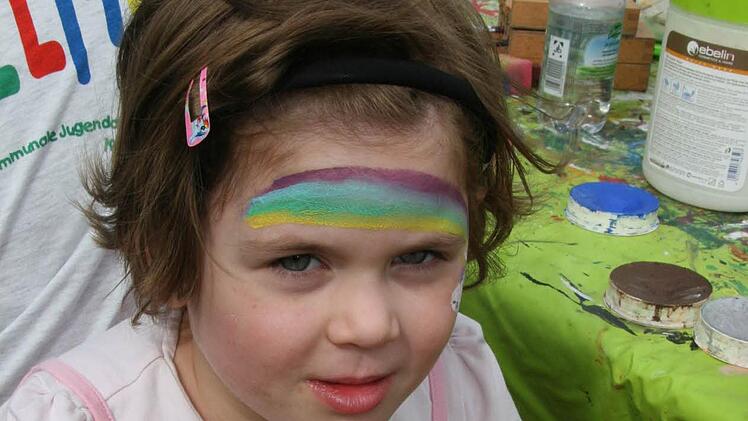 Emma Zeitler wollte sich in ein Regenbogen-Wesen verwandeln.