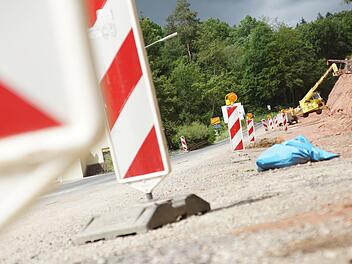 Die Schrenk bekommt noch einen Radweg, und die Straße wird erneuert. Foto: Arkadius Guzy