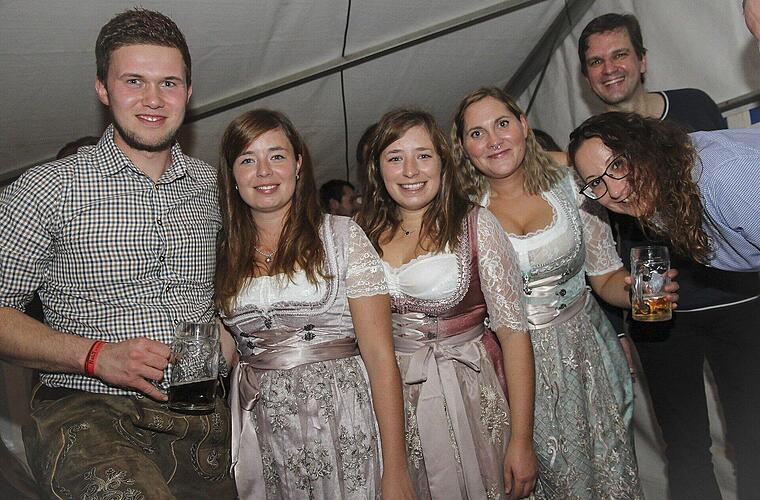 Landkreis Kulmbach: Zaubacher Gaudi-Kerwa bittet zum Tanz - die schönsten Bilder