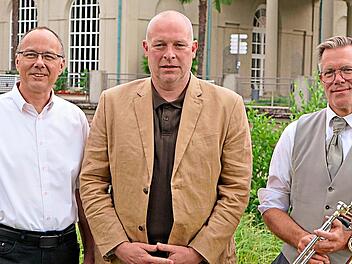 Bruno Heynen, Leiter der Veranstaltungsabteilung (von links), Kurdirektor Sebastian Dresbach und Orchestermanager Roman Riedel m&ouml;chten die Zusammenarbeit mit Musikvereinen, Ch&ouml;ren und Ensembles intensivieren. Alexander Kother