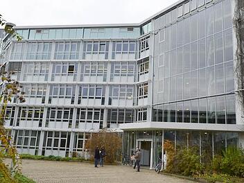 Auch der Landratsamts-Komplex ist Gegenstand des Energie-Controllings. Foto: Ronald Rinklef