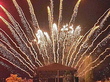 Das gro&szlig;e Abschlussfeuerwerk darf nat&uuml;rlich nicht fehlen. PR