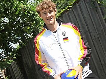 Moritz Karlitzek im ofiziellen SpielerdressFoto: Angelika Silberbach