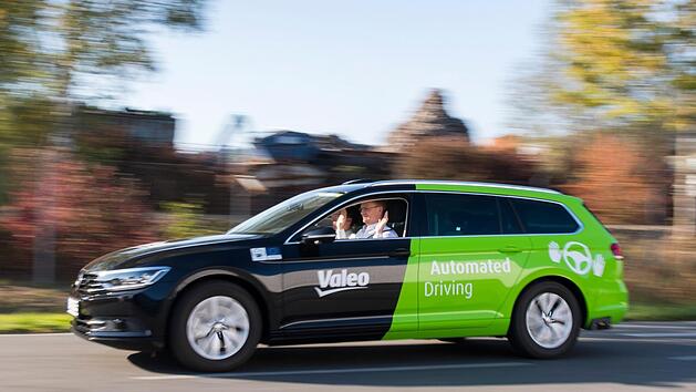 So schauen die Valeo-Testfahrzeuge aus, die auch durch den Landkreis Kronach fahren. Foto: Valeo