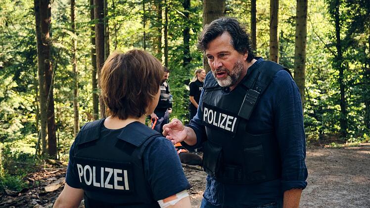 Ist es nur die Hitze? Franziska Tobler (Eva Löbau) und Friedemann Berg (Hans-Jochen Wagner) haben eine Auseinandersetzung.