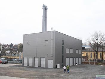 Das Gebäude des Blockheizkraftwerks würde noch Platz für weitere Generatoren bieten.