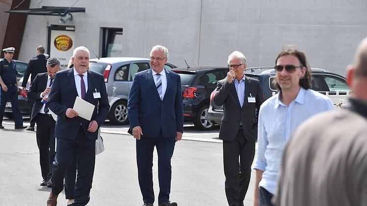 Impressionen vom Spatenstich am Montag.Ronald Rinklef