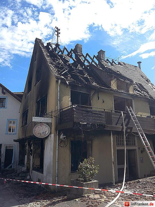 Asylheim in Gößweinstein brennt - der Tag danach