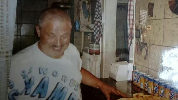 Eine Pizza und ein Lächeln - so kannten die Bamberger Pizza "Mario" über viele Jahre. Foto: Maria D'apolito