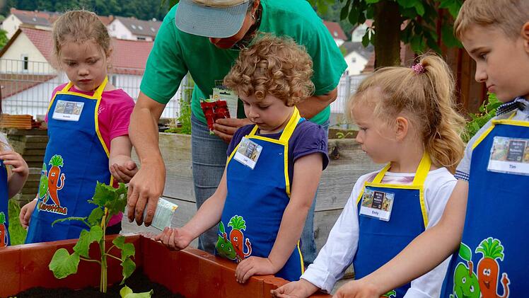 Gärtnern im Kindergarten Premich. Foto: Kathrin Kupka-Hahn