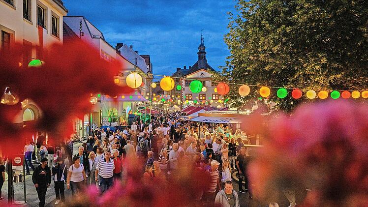 Der Bad Kissinger Marktplatz am Festwochenende.