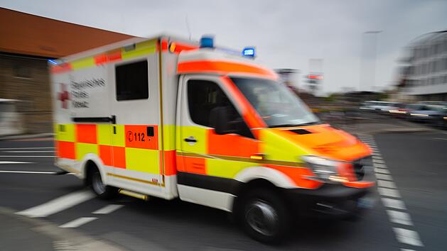 Kreis Coburg: Radfahrer (13) erfasst Kind (5) - Bub erleidet Sch&auml;del-Hirn-Trauma