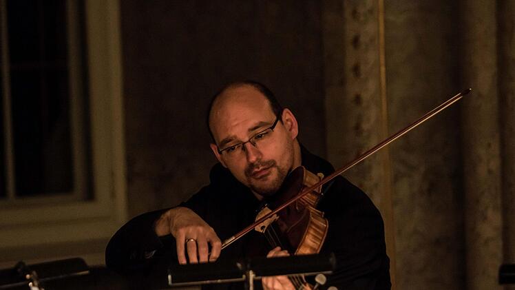 Begeisterten Beifall erhielten das Bamberger Streichquartett beim Auftritt im Marmorsaal von Schloss Rosenau.Foto: Jochen Berger