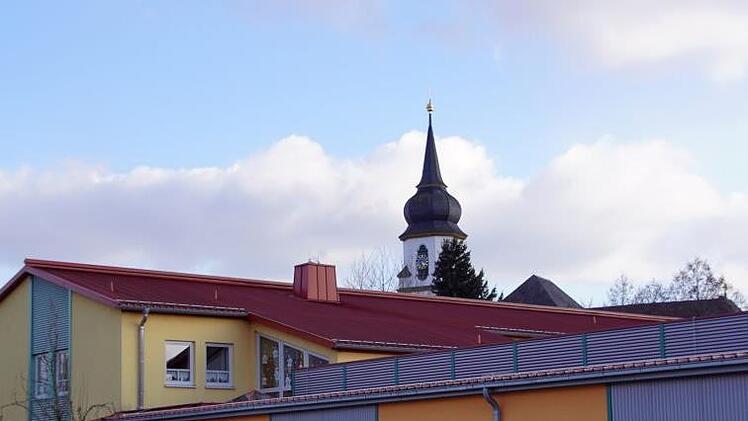 Die hier zu sehende bestehende Kindertagesstätte reicht für den Betreuungsbedarf längst nicht mehr aus. Foto: Mario Deller