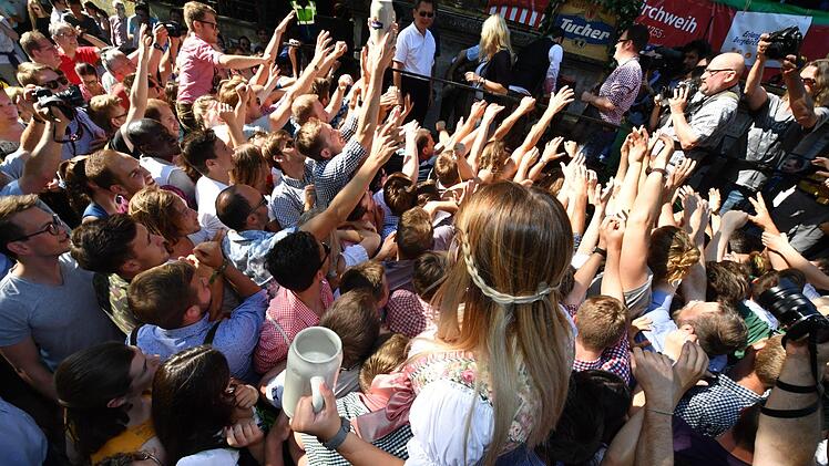 Anstich zur Bergkirchweih 2017 Foto: Ronald Rinklef