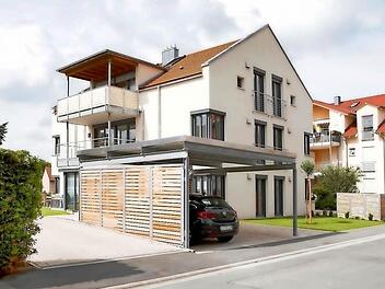 Das "wohngesunde" Mehrfamilienhaus wurde prämiert. Gisela Raab erhielt dafür den Ingenieurpreis 2013. Foto:Bayerische Ingenieurkammer - Bau