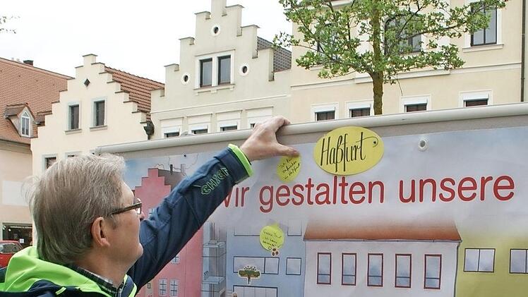 "Ich bin zufrieden in Haßfurt" stand auf dem Sticker von "Mäx" Rhein.