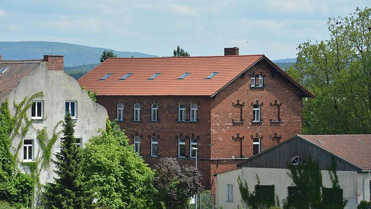 Kaum hat die Bauverwaltung ein Machtwort gesprochen, scheint das kurze Zwischenspiel eines Freudenhauses in der Gundelsheimer Straße wieder vorbei.  Foto: Ronald Rinklef