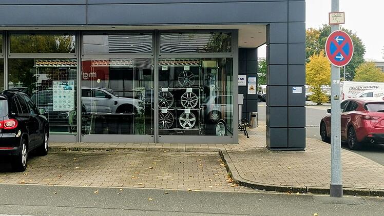 Reifen Wagner gibt Standort Niederf&uuml;llbach auf: Chefin erkl&auml;rt Schritt