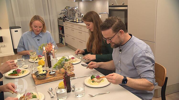 Auch die Hauptspeise erfreut Augen und Gaumen - echt sternem&auml;&szlig;ig.