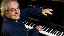 Francis Hime gastiert am 27. April beim Jazzclub
