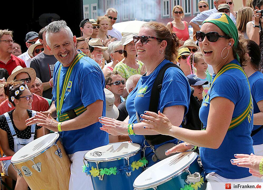 C_0710_Sambaumzug_09