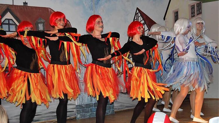 Die Tanzgarde Ilumina. Foto: Sigismund von Dobschütz