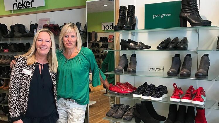 Schuh Peppel bietet die neuesten Schuh-Wintertrends.   Foto: PR