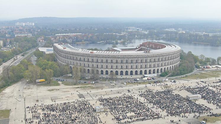 "Ride Free 2021": Tausende Biker protestieren in Nürnberg