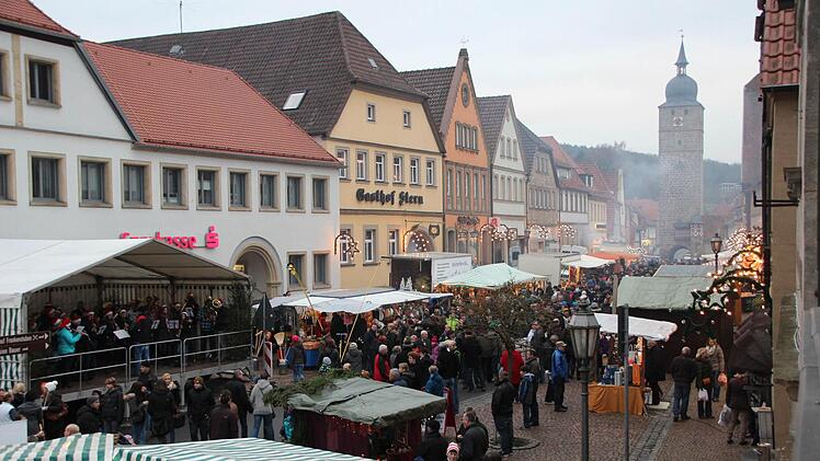 Weihnachtsmarkt in Ebern.  Archivfoto: Eckehard Kiesewetter
