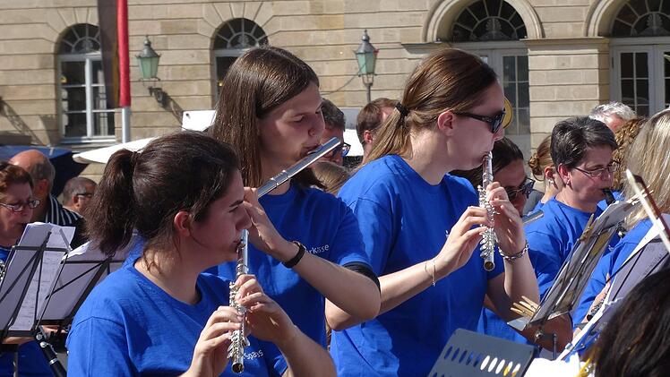 Impressionen vom ersten Symphonic Mob Bayerns auf dem Coburger SchlossplatzFoto: Jochen Berger