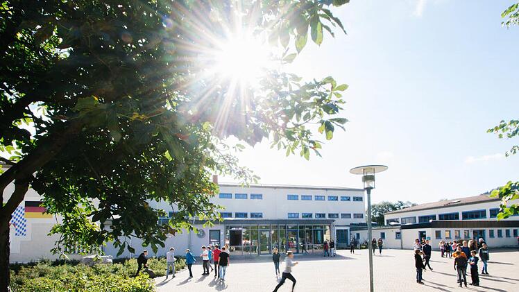 Die Anträge für eine Realschule in Pressig wurden von der Landkreisverwaltung bereits gestellt. Nun heißt es abwarten. Foto: Marian Hamacher